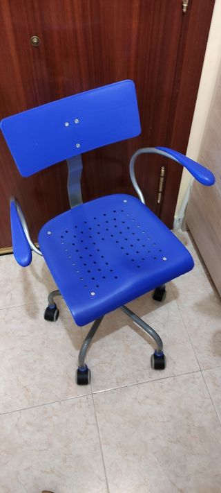 Silla escritorio infantil azul