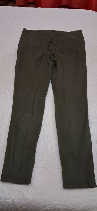Pantalones pitillo verde oliva