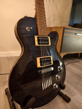 Guitarra Yamaha AES62 - Excelente estado