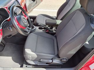 Volkswagen Beetle 2015