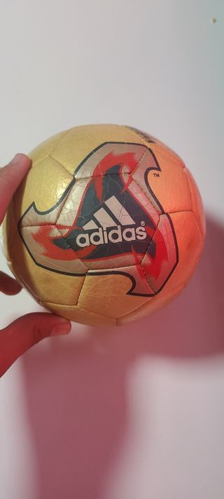 Balón Adidas Mundial 2002
