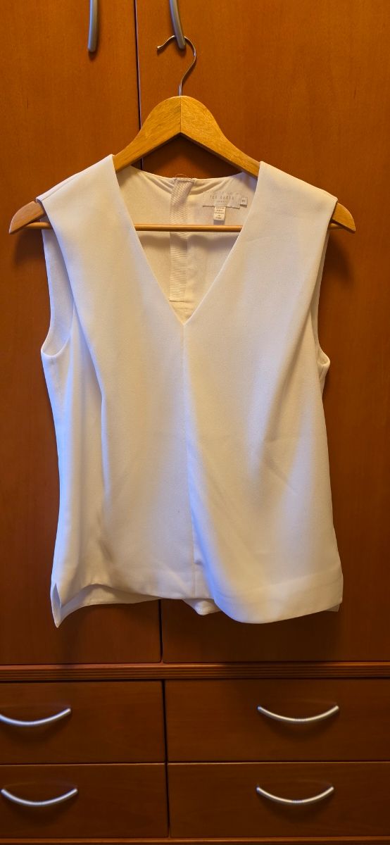 Blusa Ted Baker blanca talla 8
