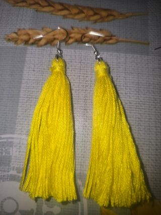 Pendientes borla rosa hechos a mano a 4 euros unid