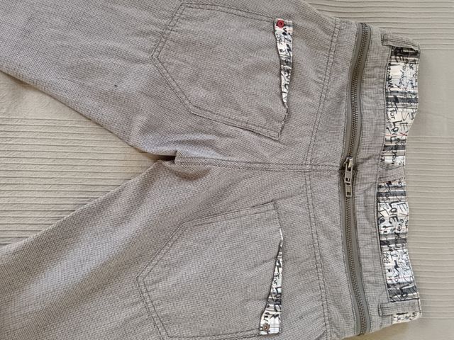 Pantalón Desigual gris hombre