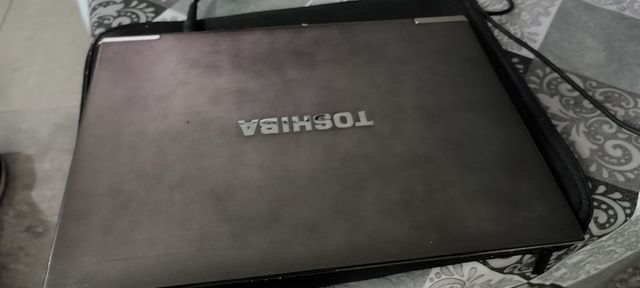 Portátil Toshiba Satellite Z930-14P