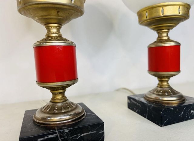 Lamparas opalina Coromaris en marmol negro