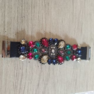 Brazalete multicolor joya