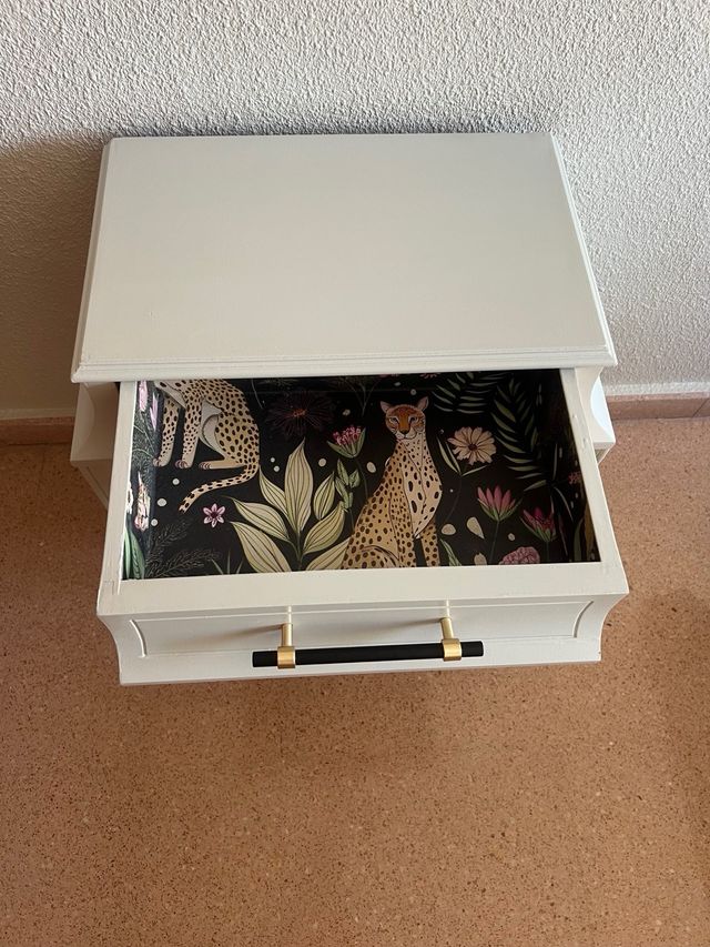 Mesita auxiliar 3 cajones