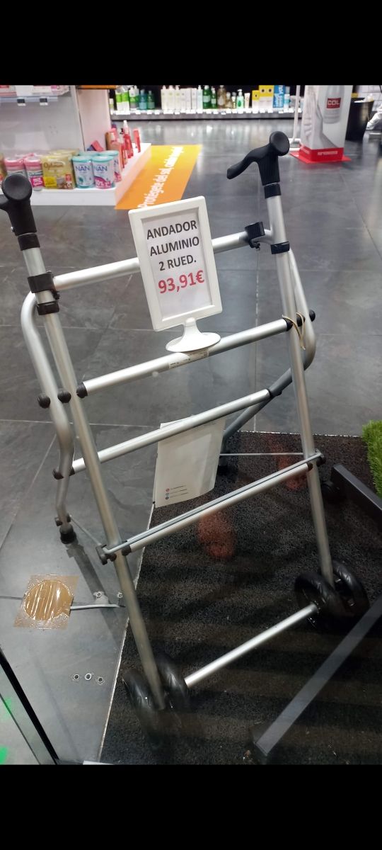 Andador adulto plegable