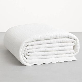 Colcha bouti con volante Roomers blanca