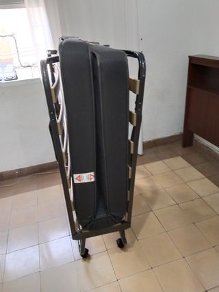 Cama plegable individual