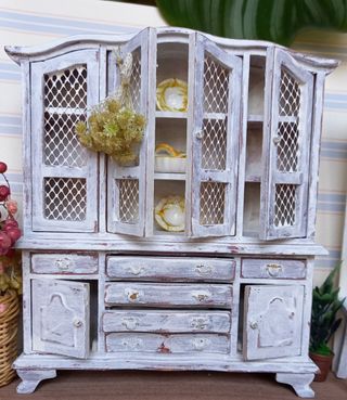 Credenza miniatura