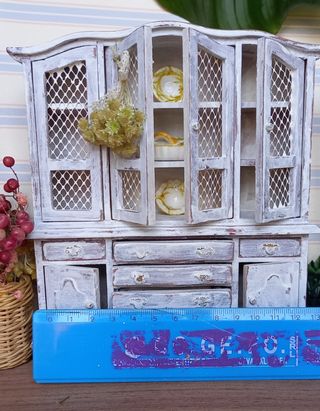 Credenza miniatura