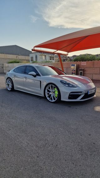 PORSCHE PANAMERA 420CV GTS