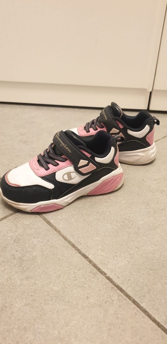 Scarpe Champion bimba rosa blu LED 28