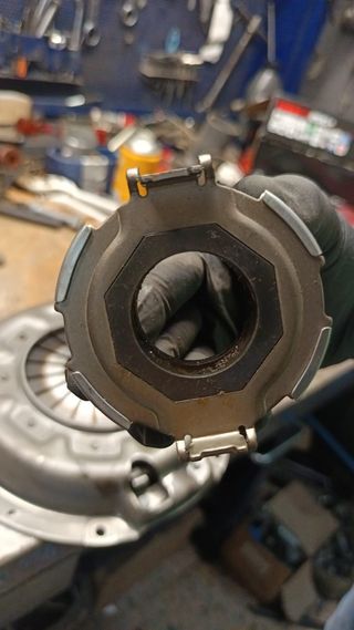 PLATO PRESION EMBRAGUE SUBARU F-2257