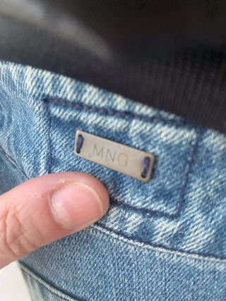 Vaqueros acampanados azules