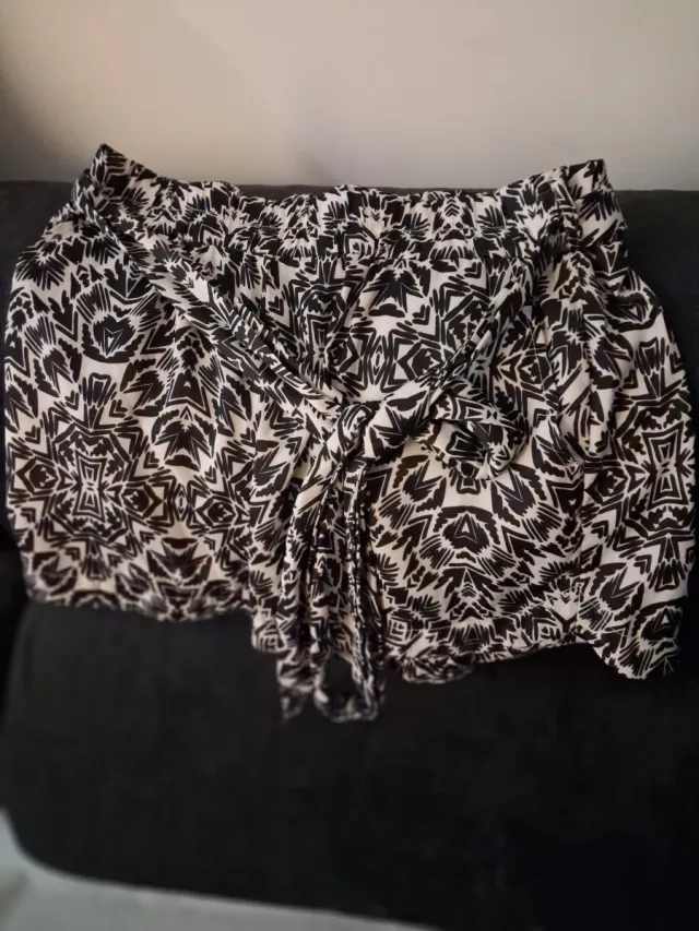 Shorts Stradivarius S - Blanco y negro sin estrena