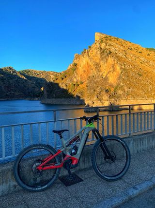 Cannondale moterra neo carbon Lt1