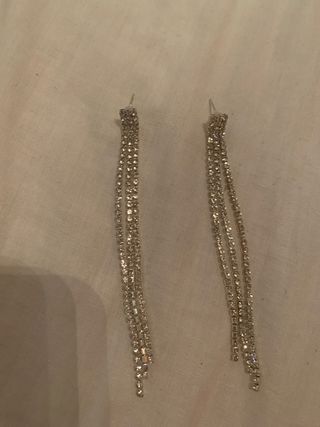 Pendientes largos brillantes