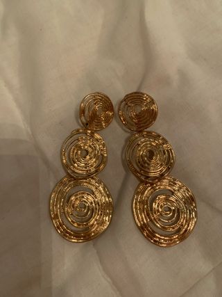Pendientes dorados 