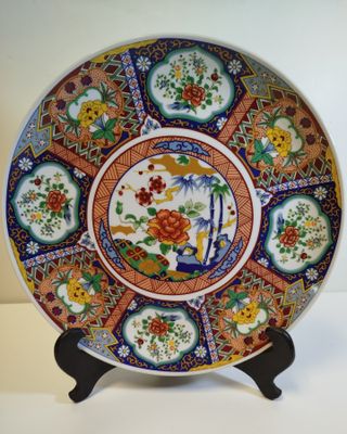 Plato decorativo de porcelana Japonesa