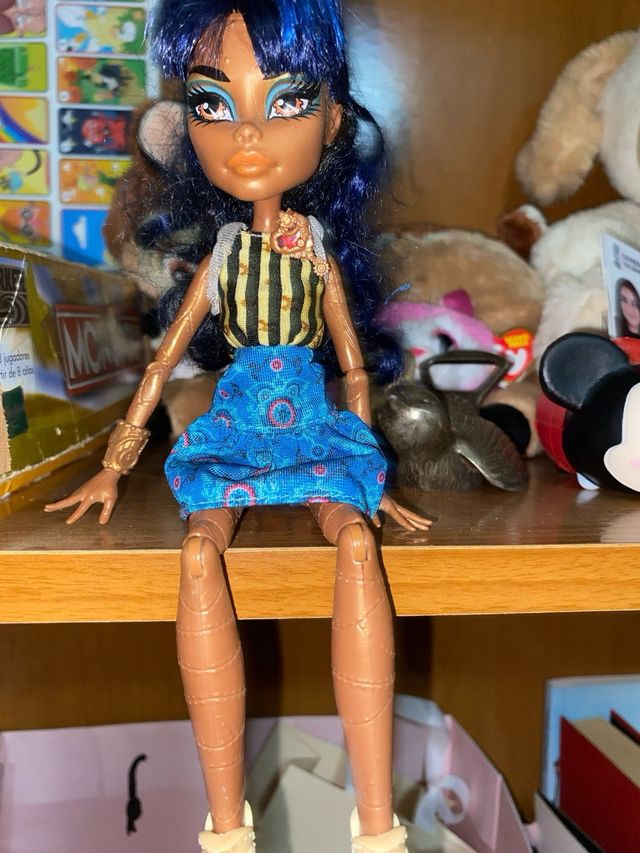 Monster High Robecca Steam Coffin Bean