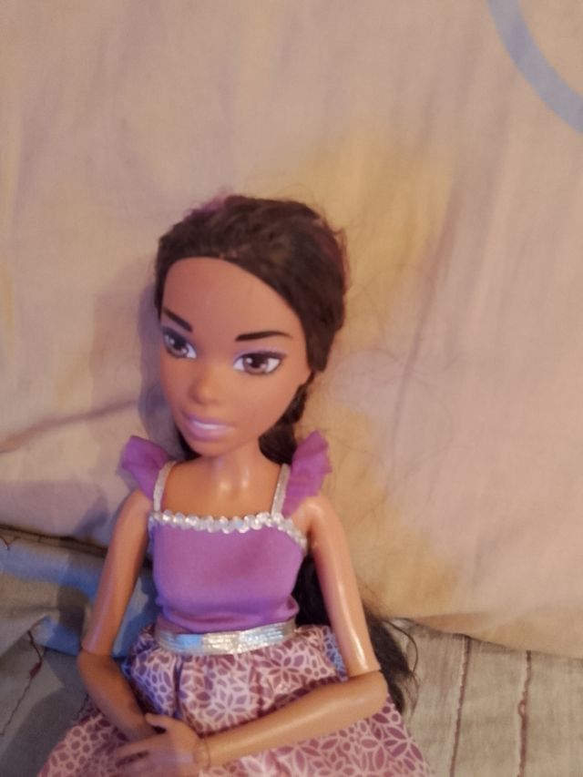 Muñeca Barbie grande