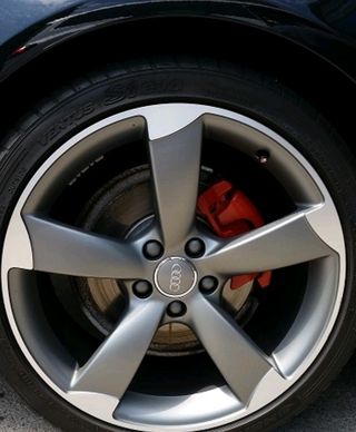 Pintar pinzas de freno