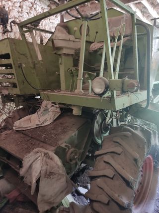 Cosechadora Consul 68 Antigua