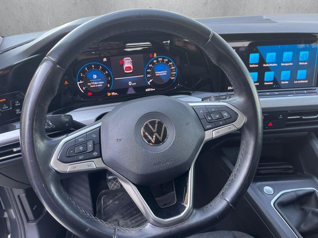 VOLKSWAGEN Golf life