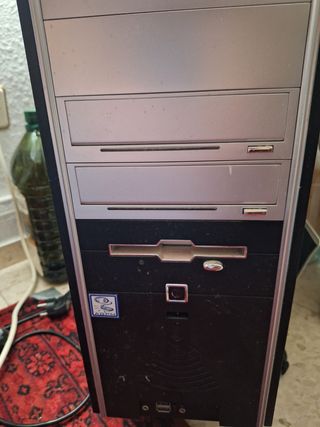 CPU Pentium 1,6 GHz - PC vintage