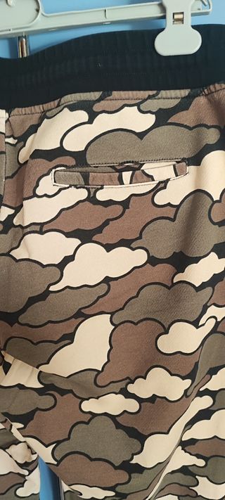 Pantaloni Love Moschino mimetici tg M