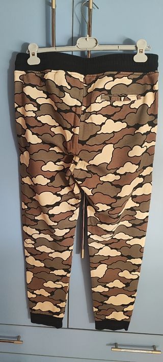 Pantaloni Love Moschino mimetici tg M