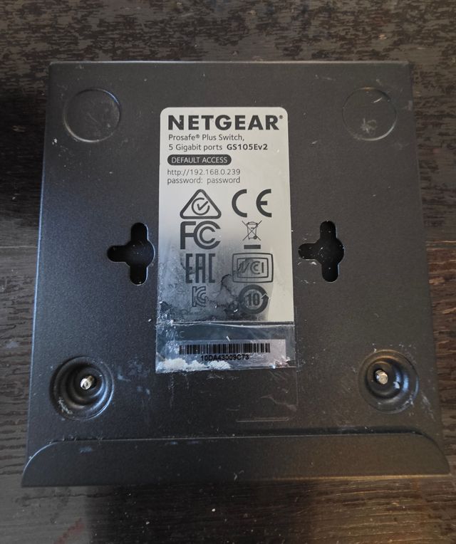 Netgear ProSafe GS105E - Switch 5 porte