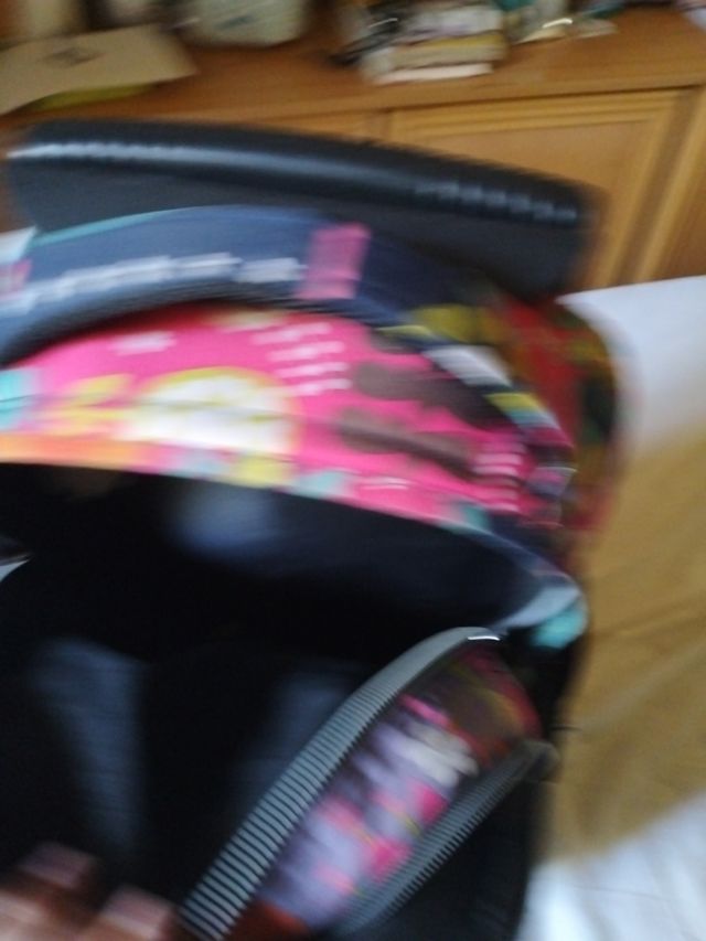 Mochila escolar con ruedas multicolor