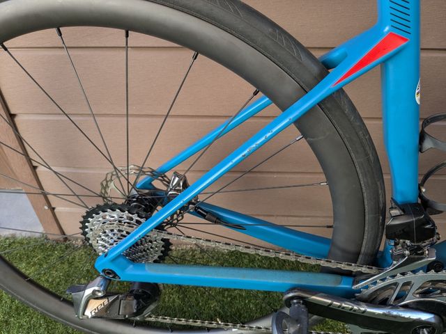 BMC Roadmachine 01 Red AXS - Talla 54