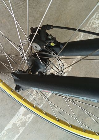 Pack 2 bicis + bici niña de regalo buen estado.