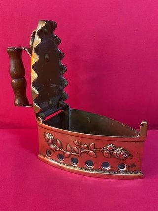 Plancha antigua dorada vintage