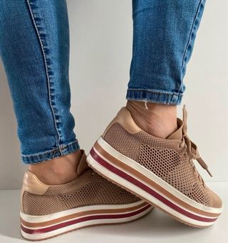 Stradivarius Zapatillas plataforma beige talla 38