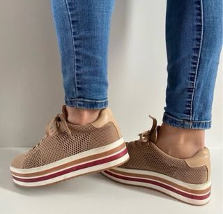 Stradivarius Zapatillas plataforma beige talla 38