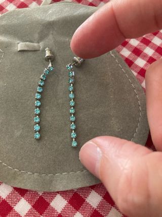 Pendientes largos azul strass