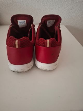 Zapatillas le coq sportif rojas