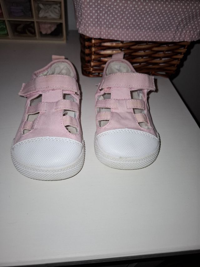 Sandálias menina tamanho 25 - Blandito's