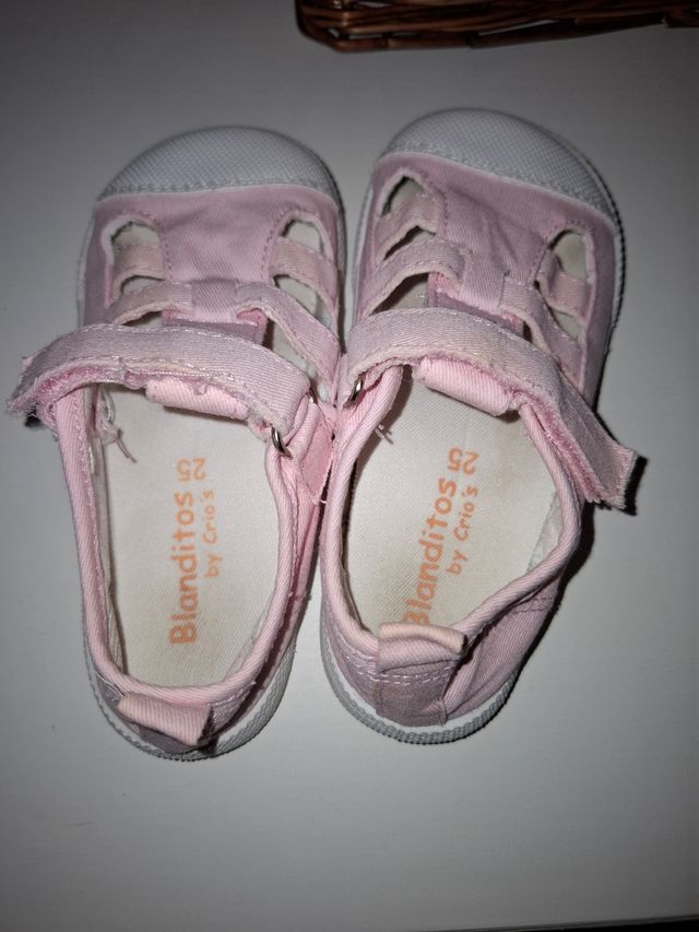 Sandálias menina tamanho 25 - Blandito's