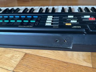 Teclado Kawai WK50 - Órgano Electrónico