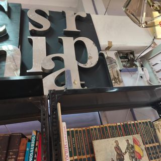 Letras grandes vintage en acero inox decoracion