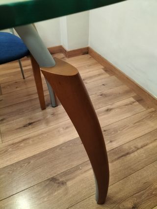 Mesa y sillas comedor