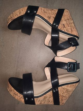 Sandalias cuña negras 38