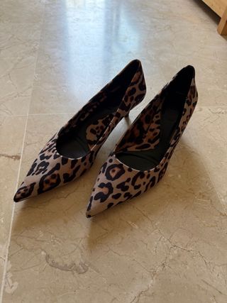 Zapatos tacon medio